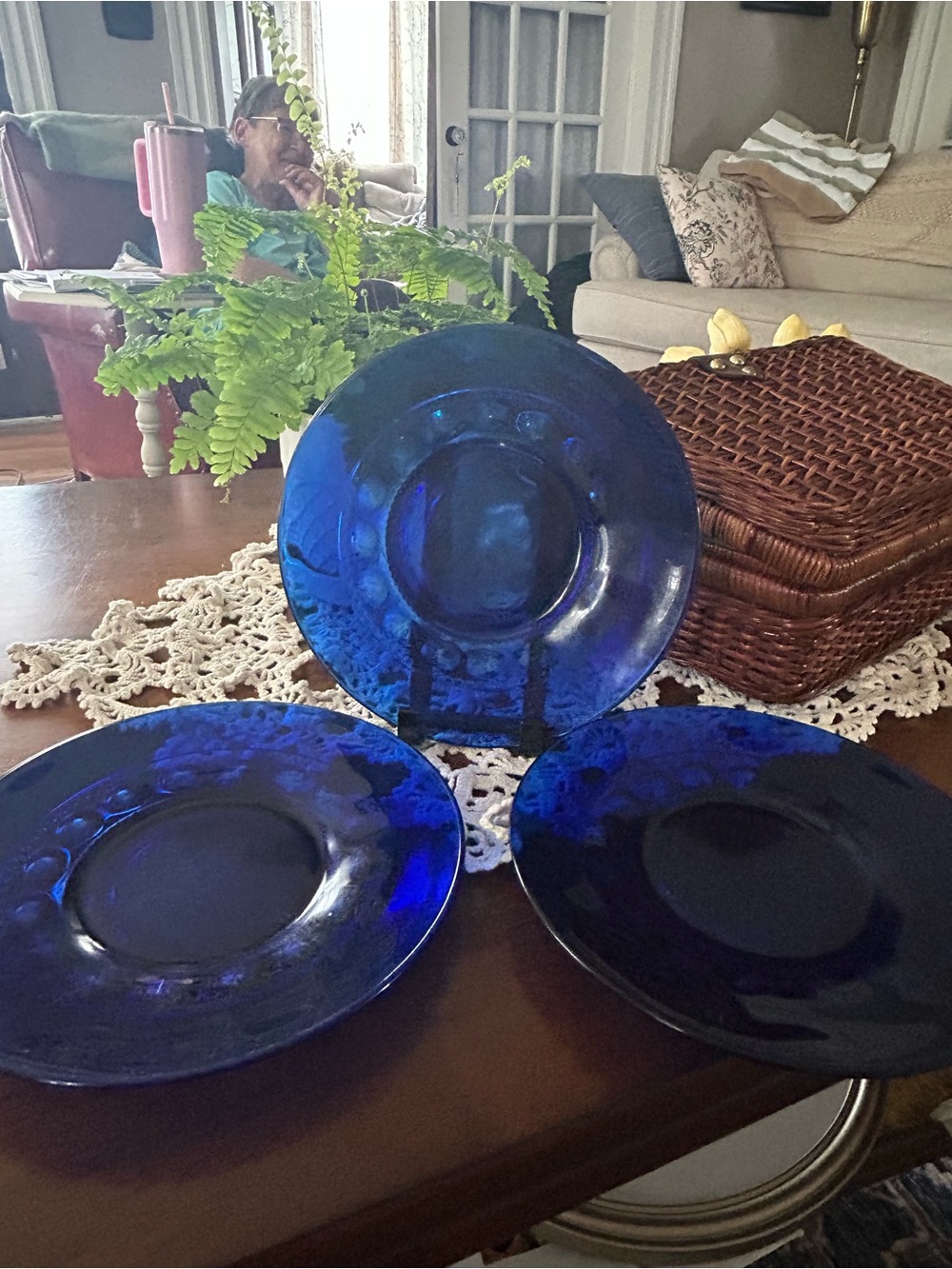 Cobalt Blue Indiana Glass Tiara Kings Crown Dinner Plates 8 3/8" Lot Of 3